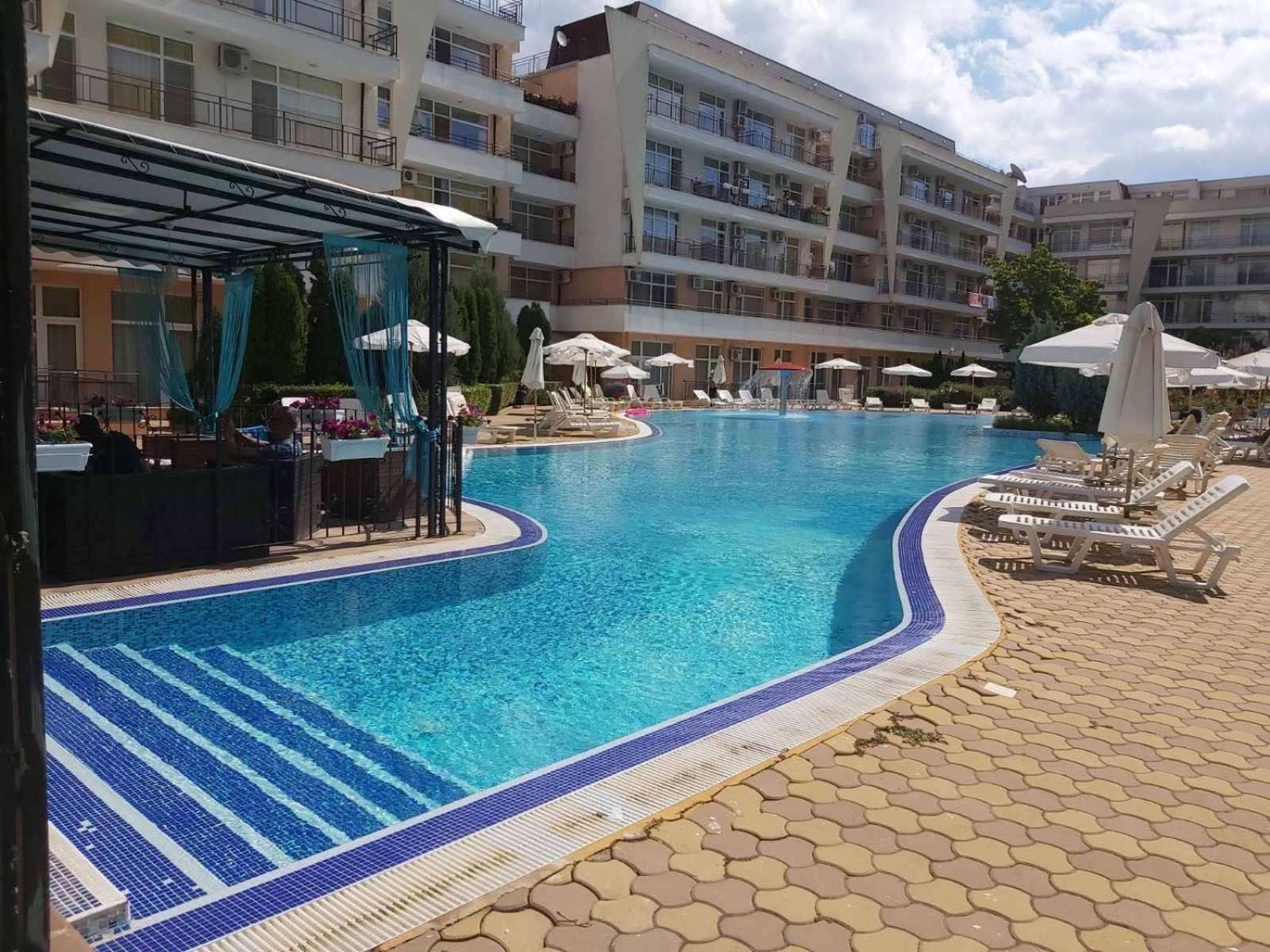 Grand Kamelia Apartments Slăntjev Brjag Exteriör bild