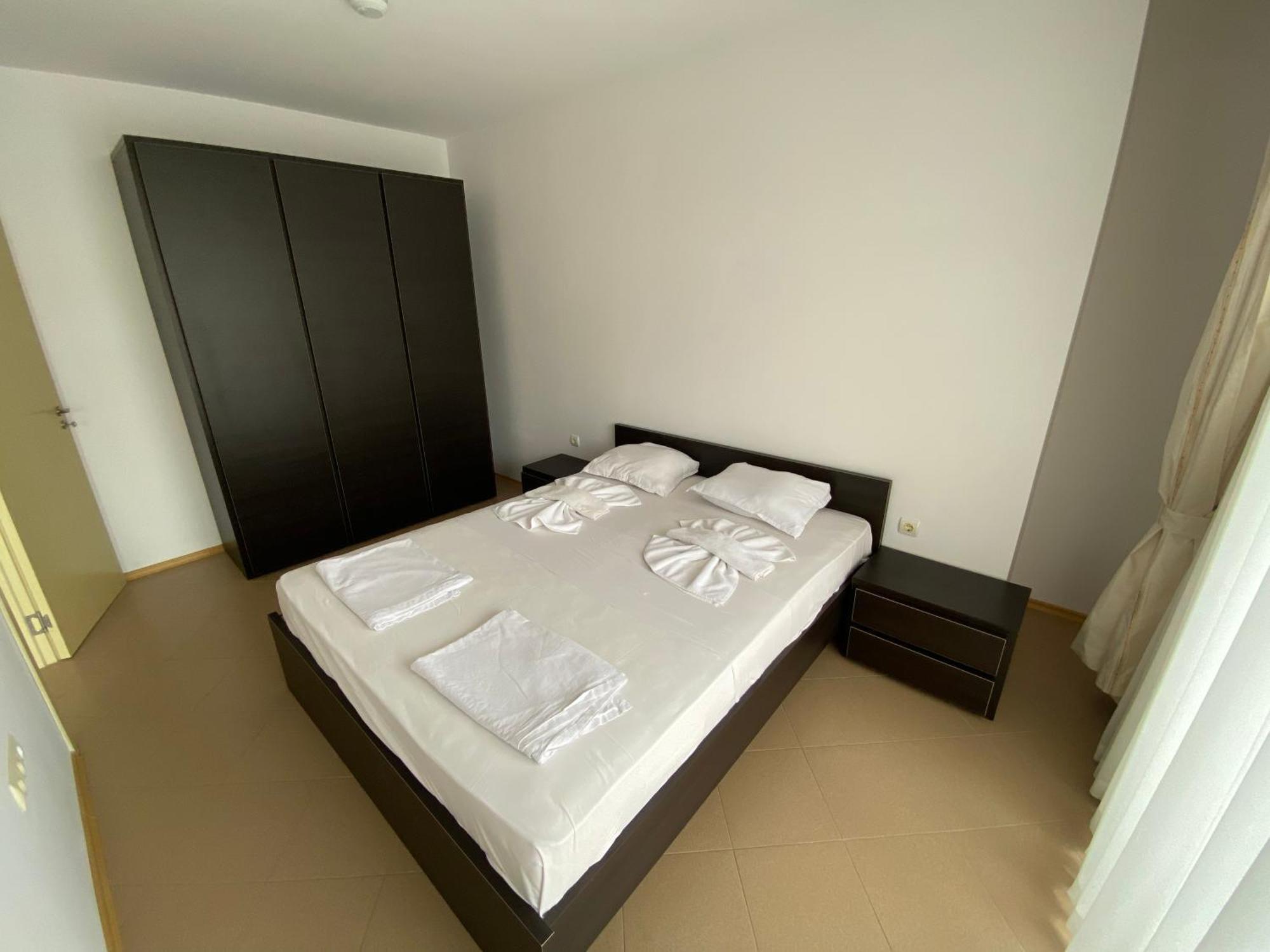 Grand Kamelia Apartments Slăntjev Brjag Exteriör bild